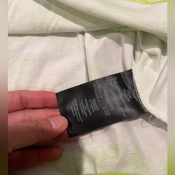 VOLCOM Men's Tie Dye Sleeveless Tank Top - Picture 4 of 8